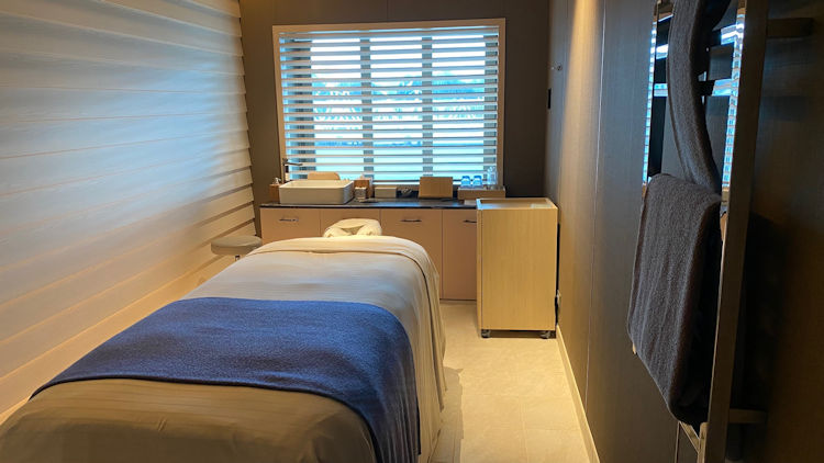 Viking Saturn spa